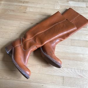 True vintage FRYE brown leather boots